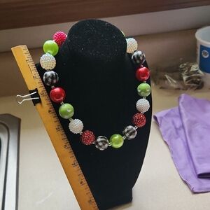 Elegant Multicolor Beaded Necklace